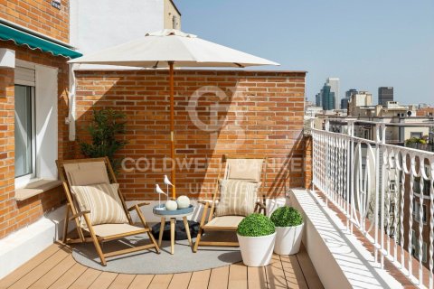 Apartment in Madrid, Spain 2 bedrooms, 191 sq.m. No. 157686
