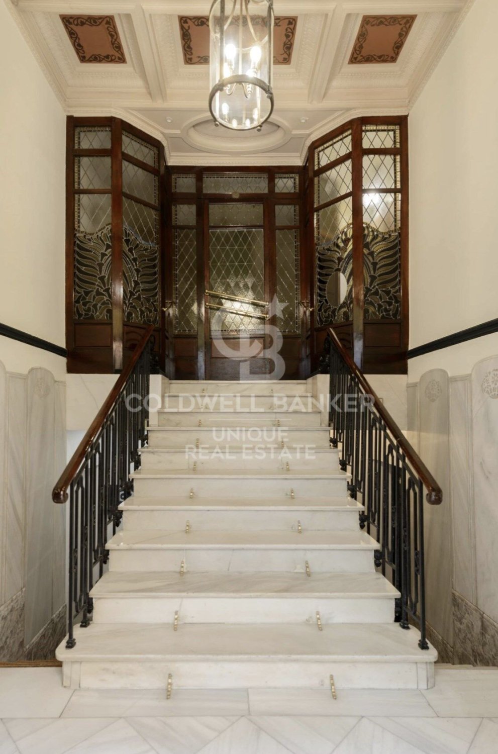 Apartment in Madrid, Spain 3 bedrooms, 234 sq.m. No. 157687