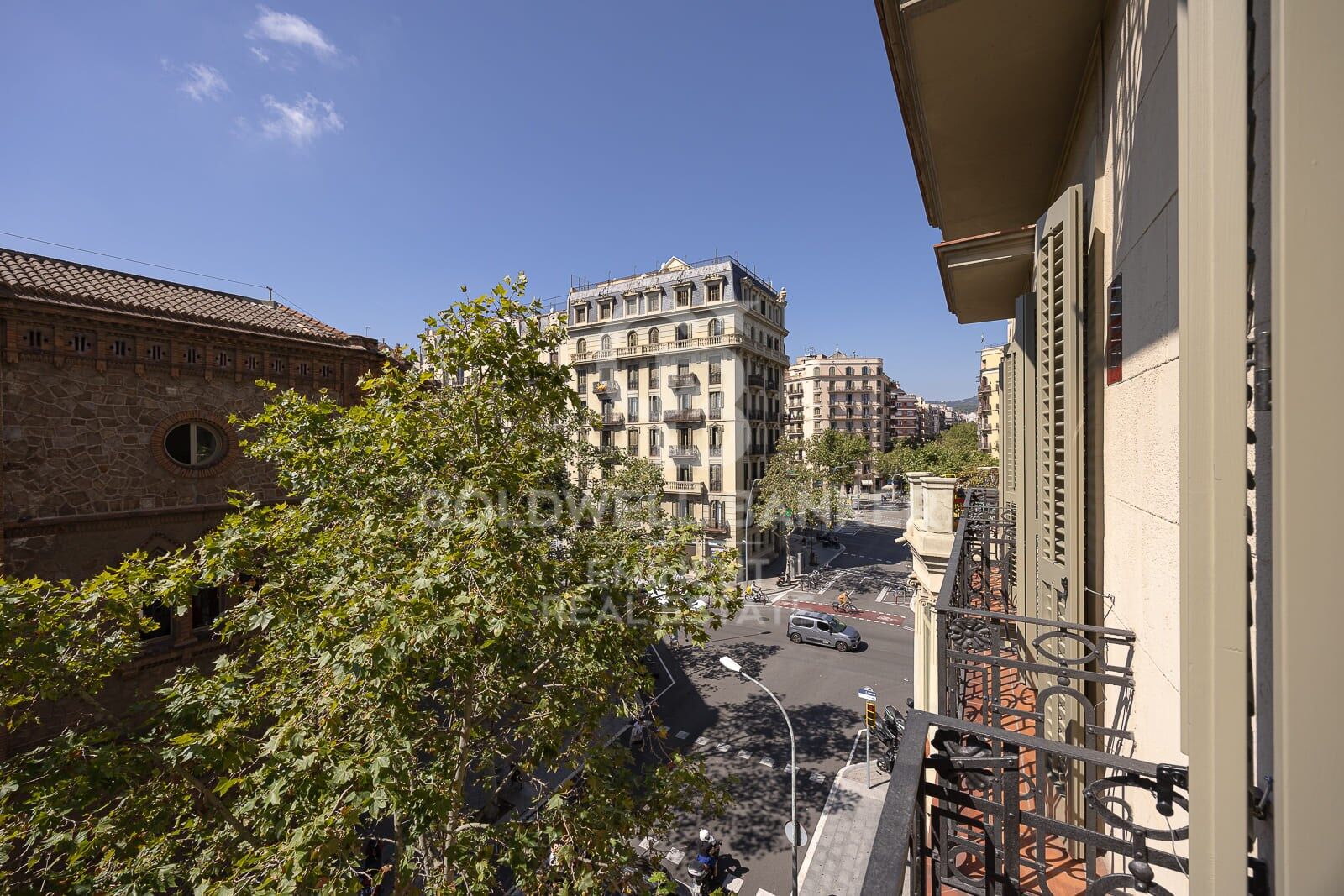 Apartamento en Barcelona, España 2 dormitorios, 137 m2 No. 157683