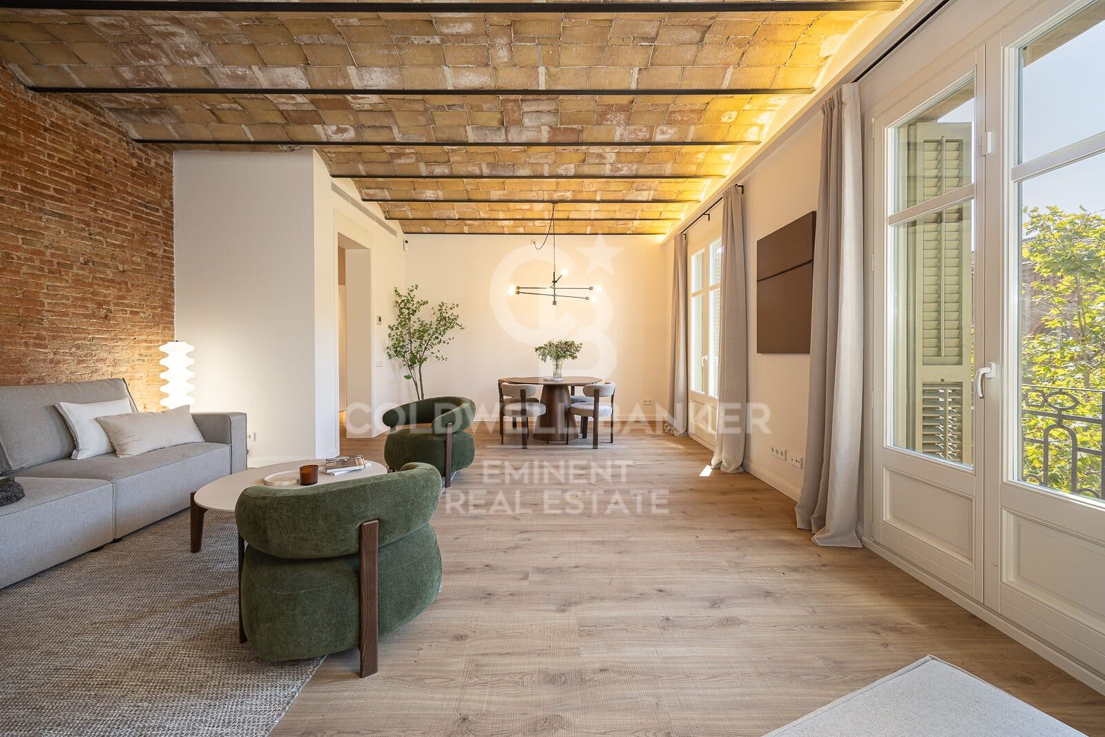 Apartamento en Barcelona, España 2 dormitorios, 137 m2 No. 157683