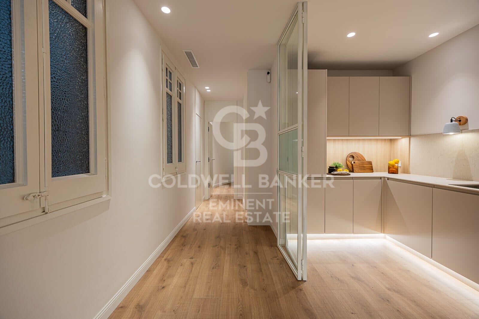 Apartamento en Barcelona, España 2 dormitorios, 137 m2 No. 157683