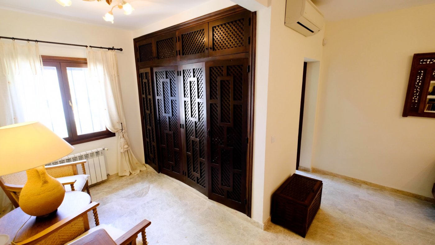 Villa Fustera, Alicante, Spānijā 4 istabas, 600 m2 Nr. 165034