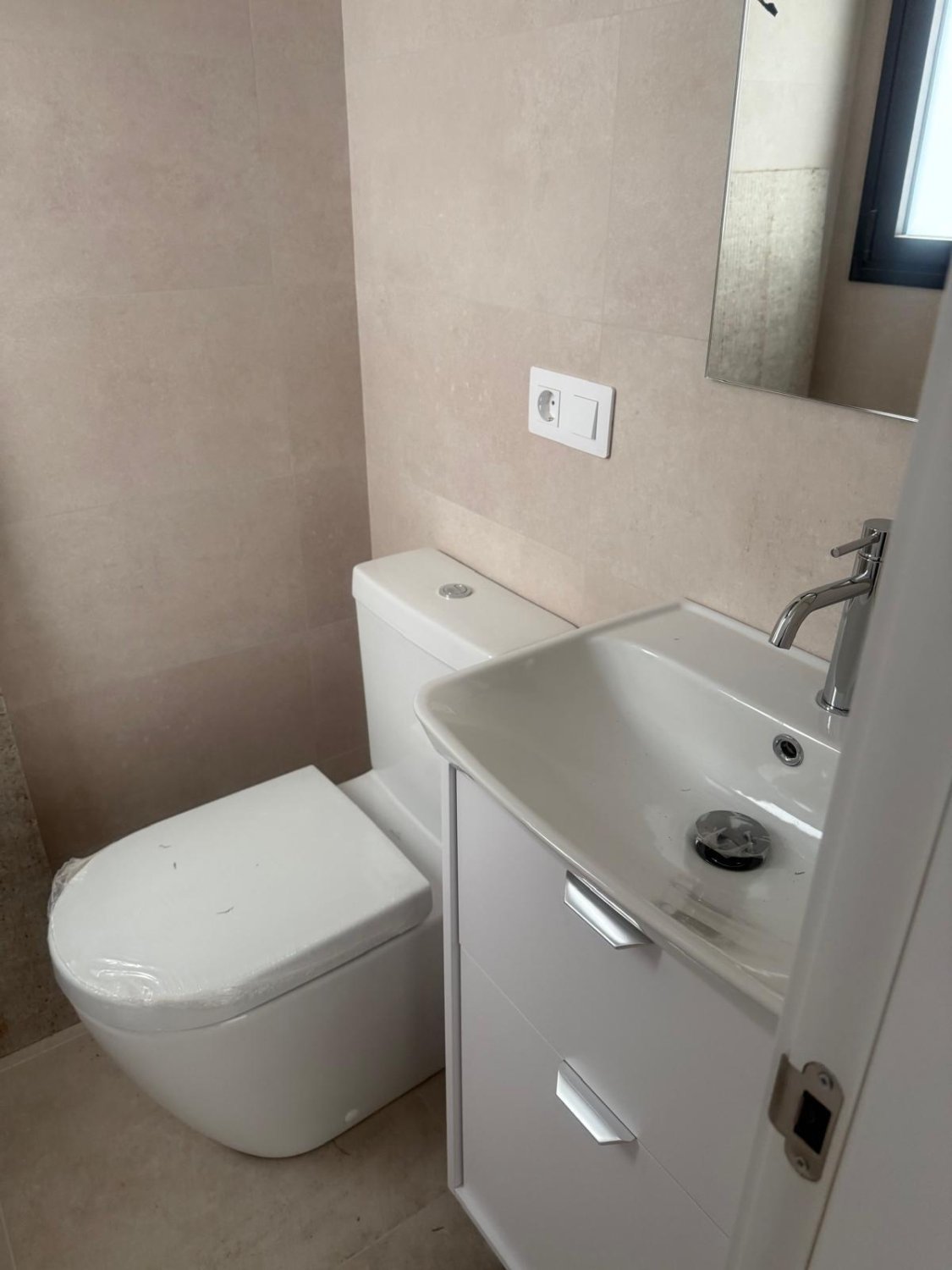 Talo La Nucia, Alicante, Espanja 3 makuuhuonetta, 186 m2 No. 167878