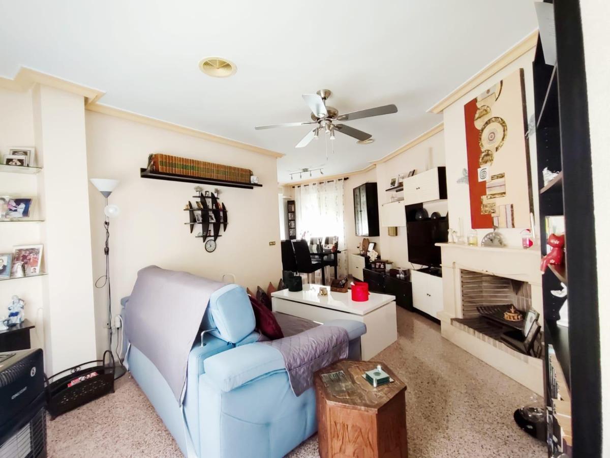 Huoneisto Catral, Alicante, Espanja 4 makuuhuonetta, 117 m2 No. 183753
