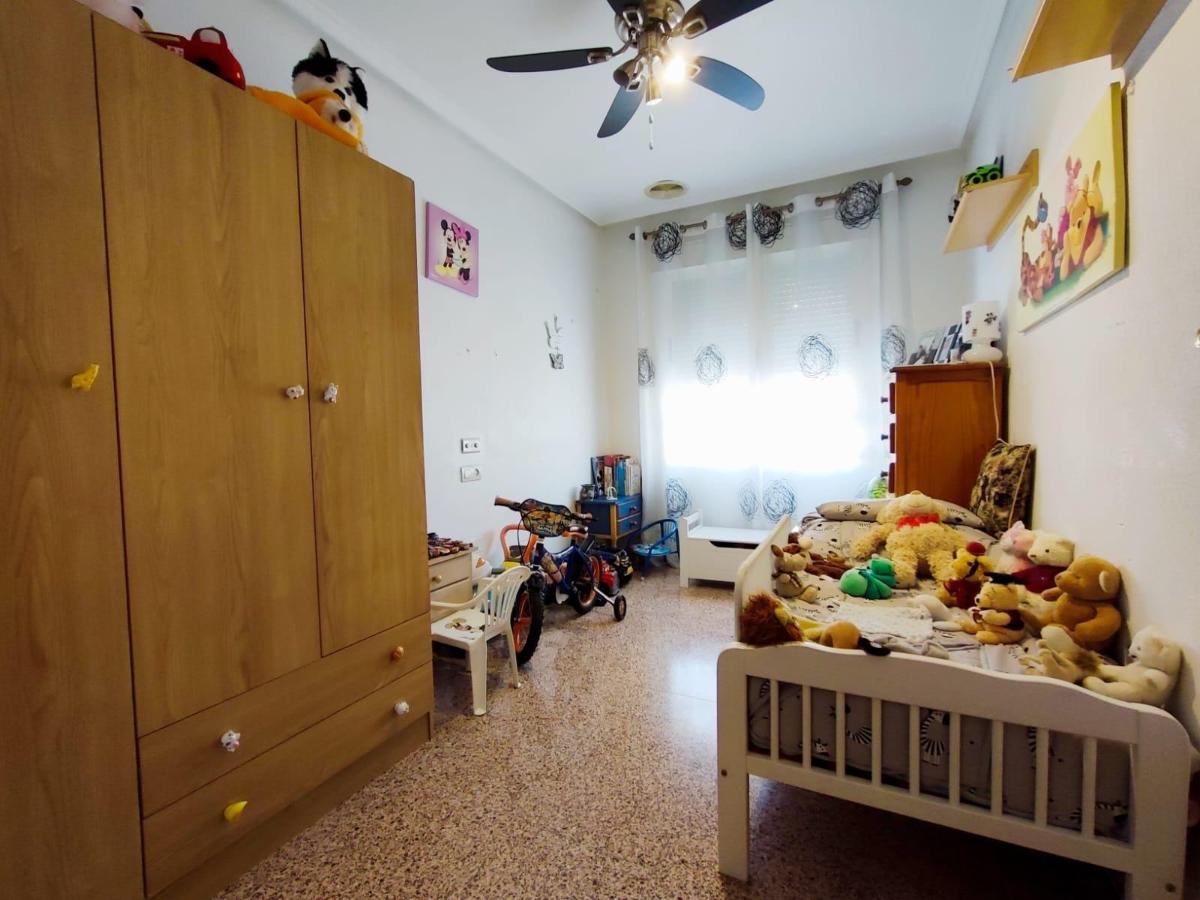 Huoneisto Catral, Alicante, Espanja 4 makuuhuonetta, 117 m2 No. 183753