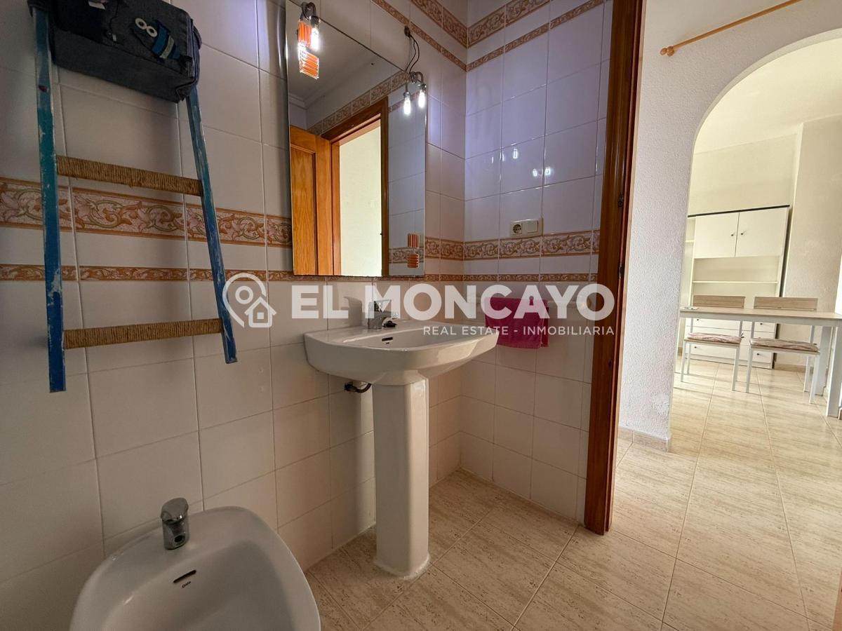 Appartamento a Guardamar del Segura, Alicante, Spagna 1 camera da letto, 48 mq. N° 183755
