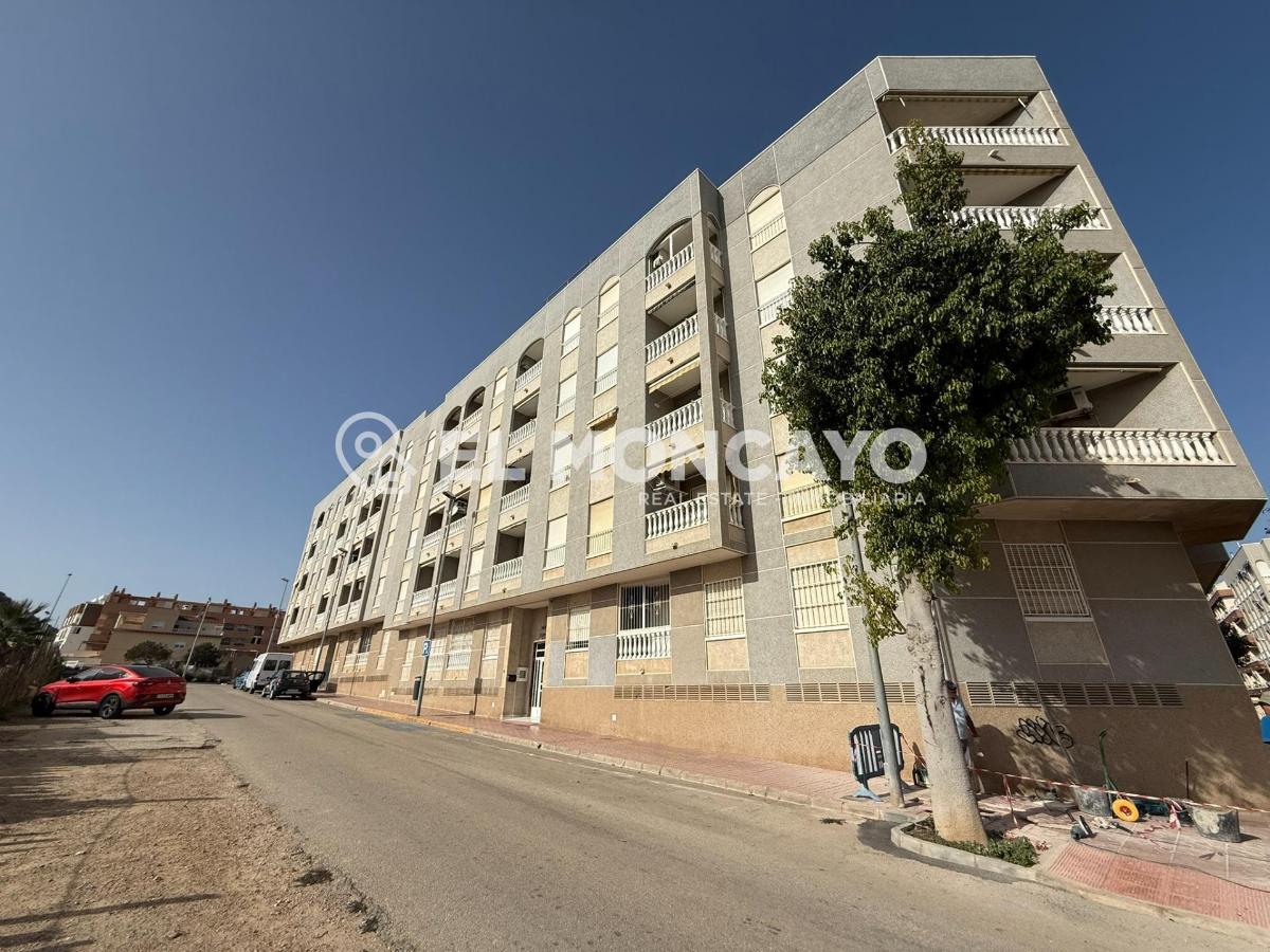 Appartamento a Guardamar del Segura, Alicante, Spagna 1 camera da letto, 48 mq. N° 183755