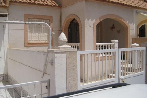 Townhouse in Torrevieja, Alicante, Spain 2 bedrooms,  No. 183751
