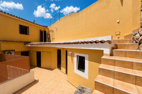 Villa in Andratx, Mallorca, Spain 4 bedrooms, 200 sq.m. No. 195369