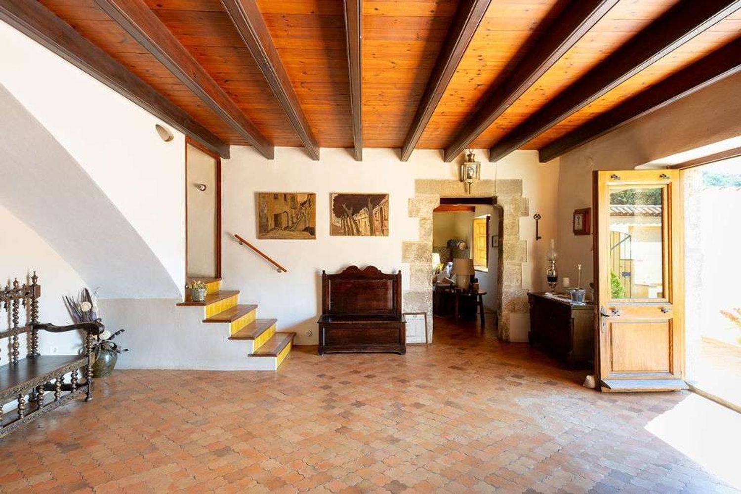 Hus i Barcelona, Spanien 8 sovrum, 649 kvm. Nr. 178329