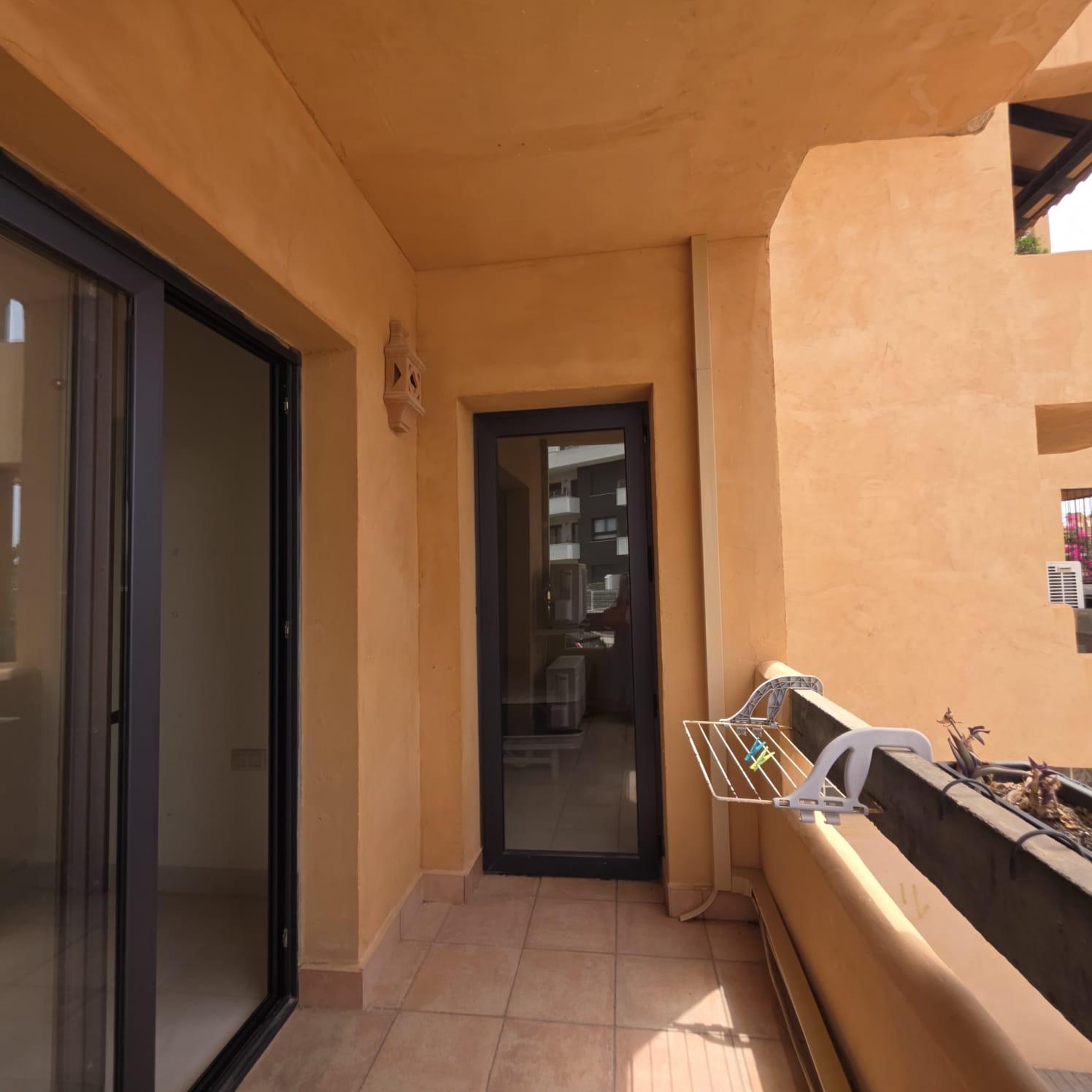 Kaupunkipientalo Villamartin, Alicante, Espanja 4 makuuhuonetta, 125 m2 No. 193396