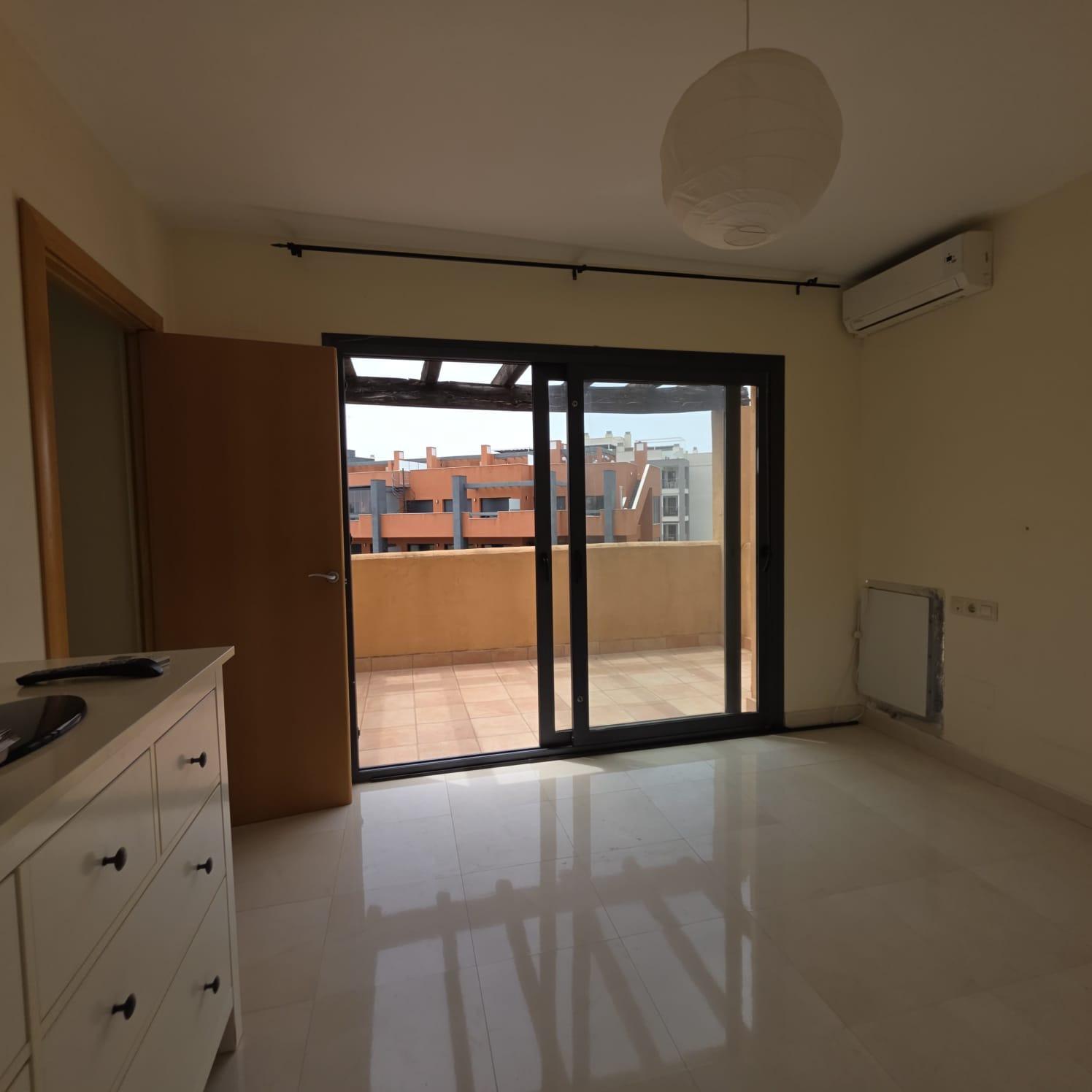 Kaupunkipientalo Villamartin, Alicante, Espanja 4 makuuhuonetta, 125 m2 No. 193396