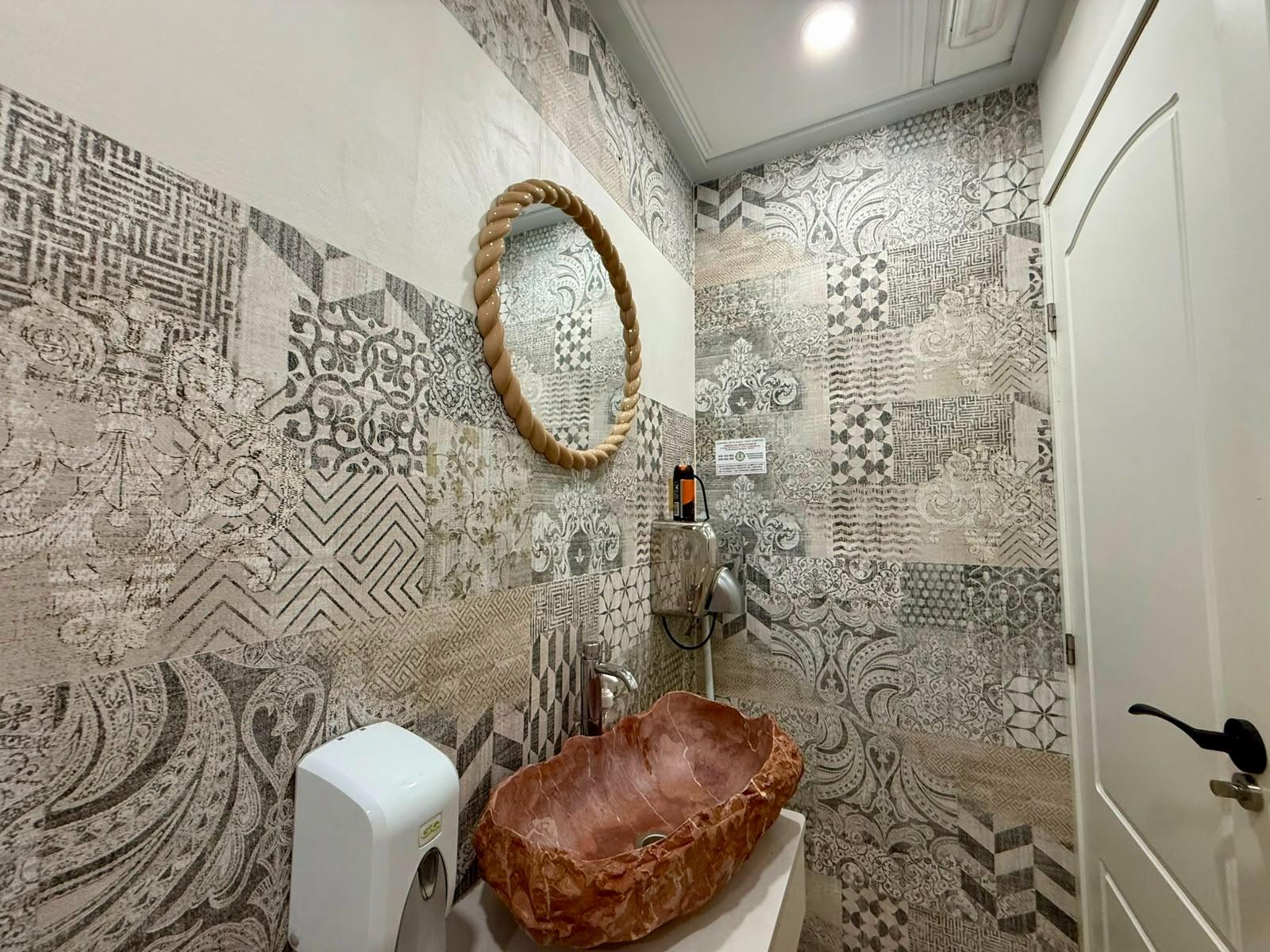 Propiedad comercial en Guardamar del Segura, Alicante, España 101 m2 No. 193395