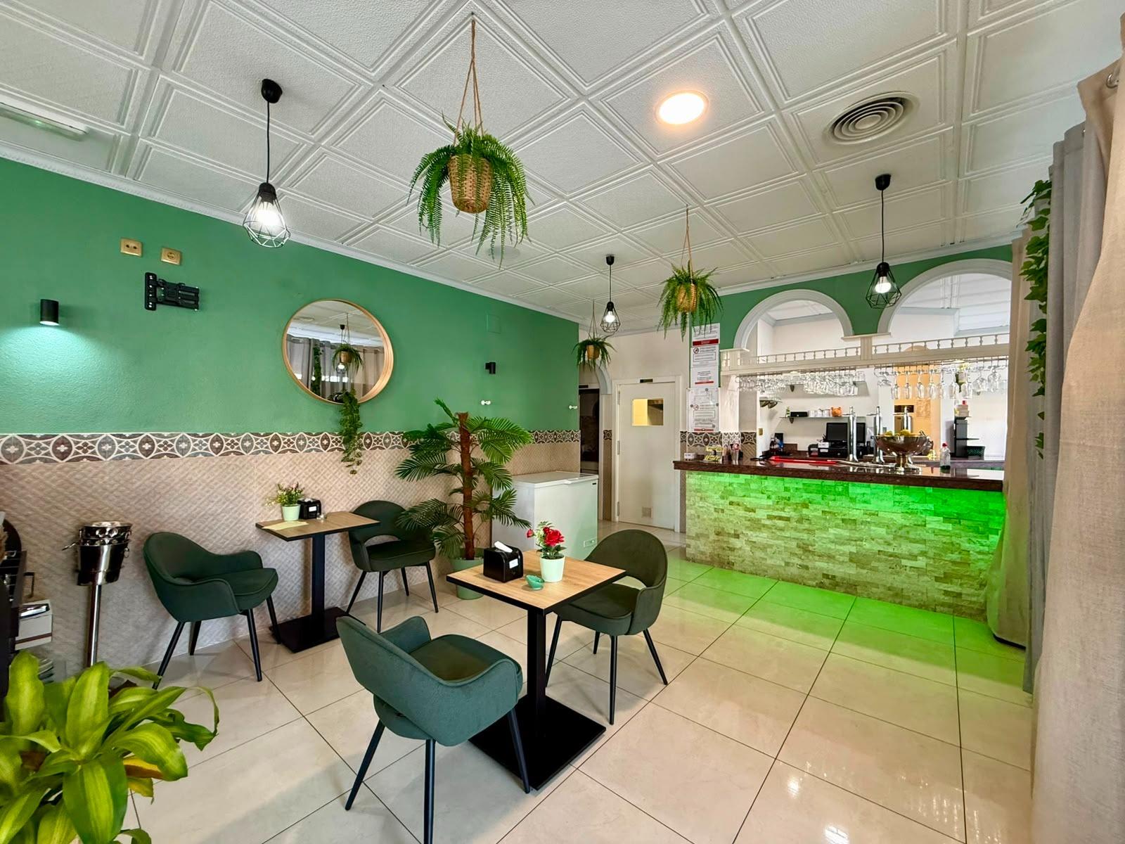 Propiedad comercial en Guardamar del Segura, Alicante, España 101 m2 No. 193395