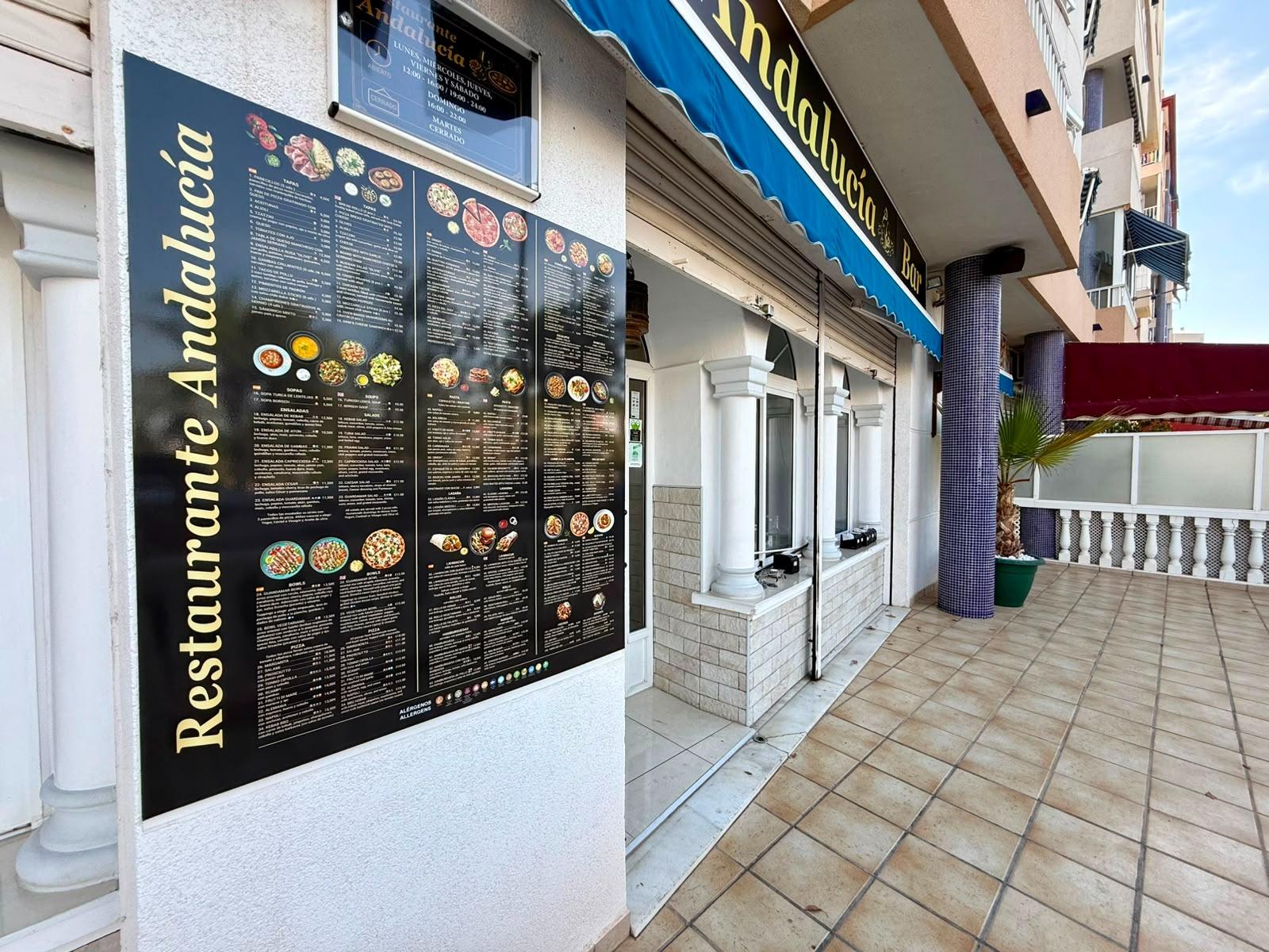 Propiedad comercial en Guardamar del Segura, Alicante, España 101 m2 No. 193395