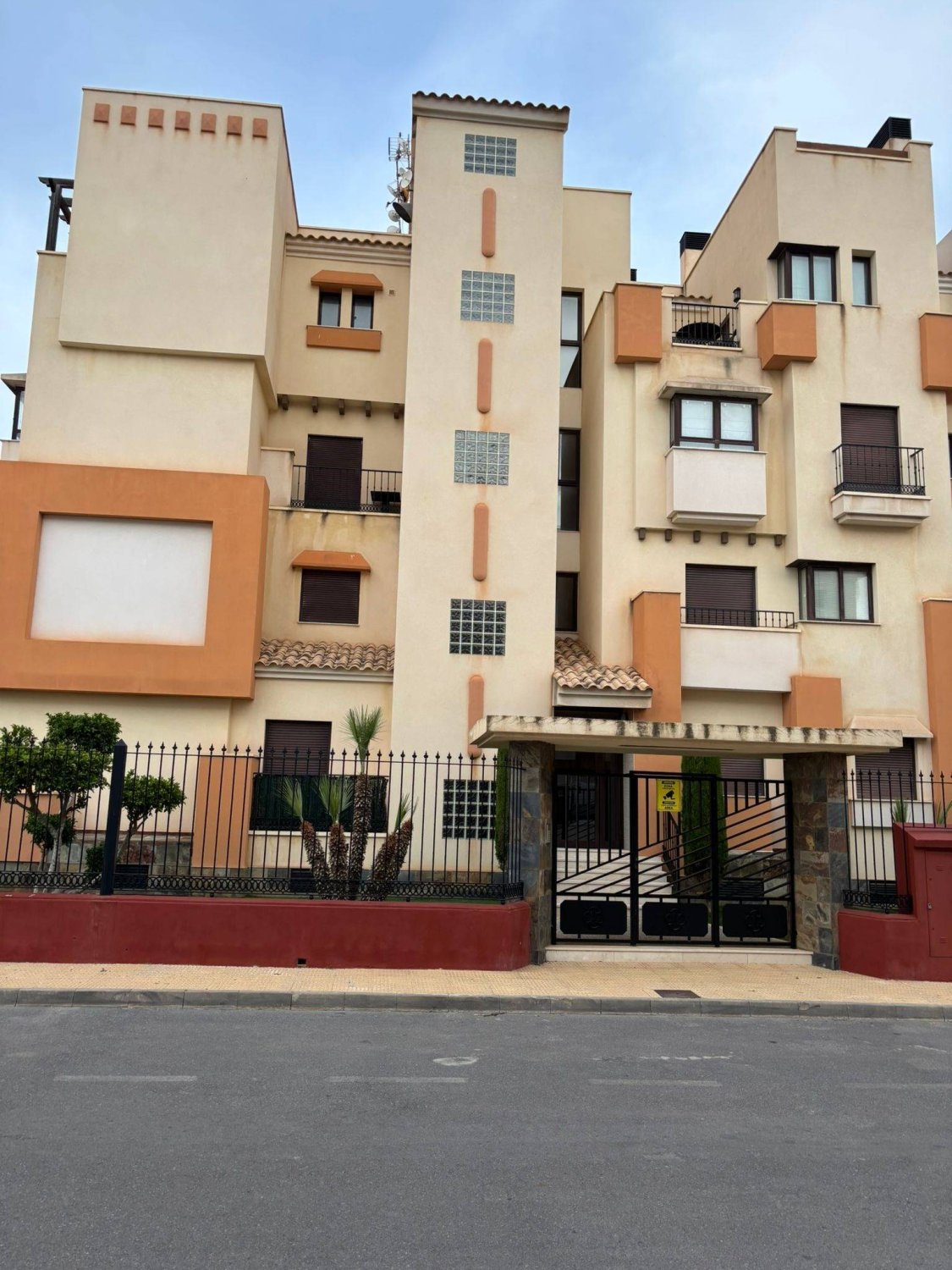 Lägenhet i Cabo Roig, Alicante, Spanien 2 sovrum, 76 kvm. Nr. 193397