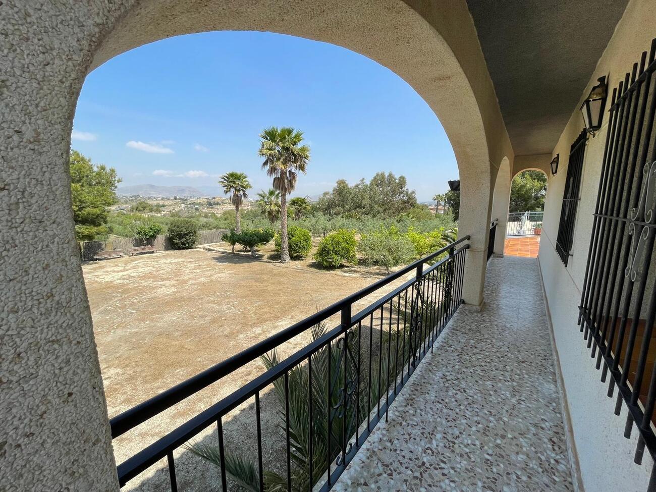 Villa à Alicante, Espagne 5 chambres, 130 m2 No. 189285