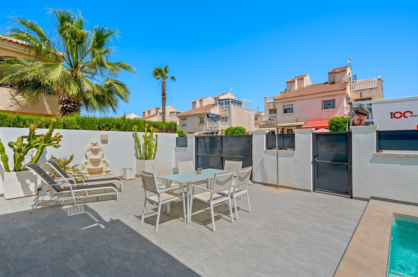 Villa à Torrevieja, Alicante, Espagne 3 chambres, 105 m2 No. 189283