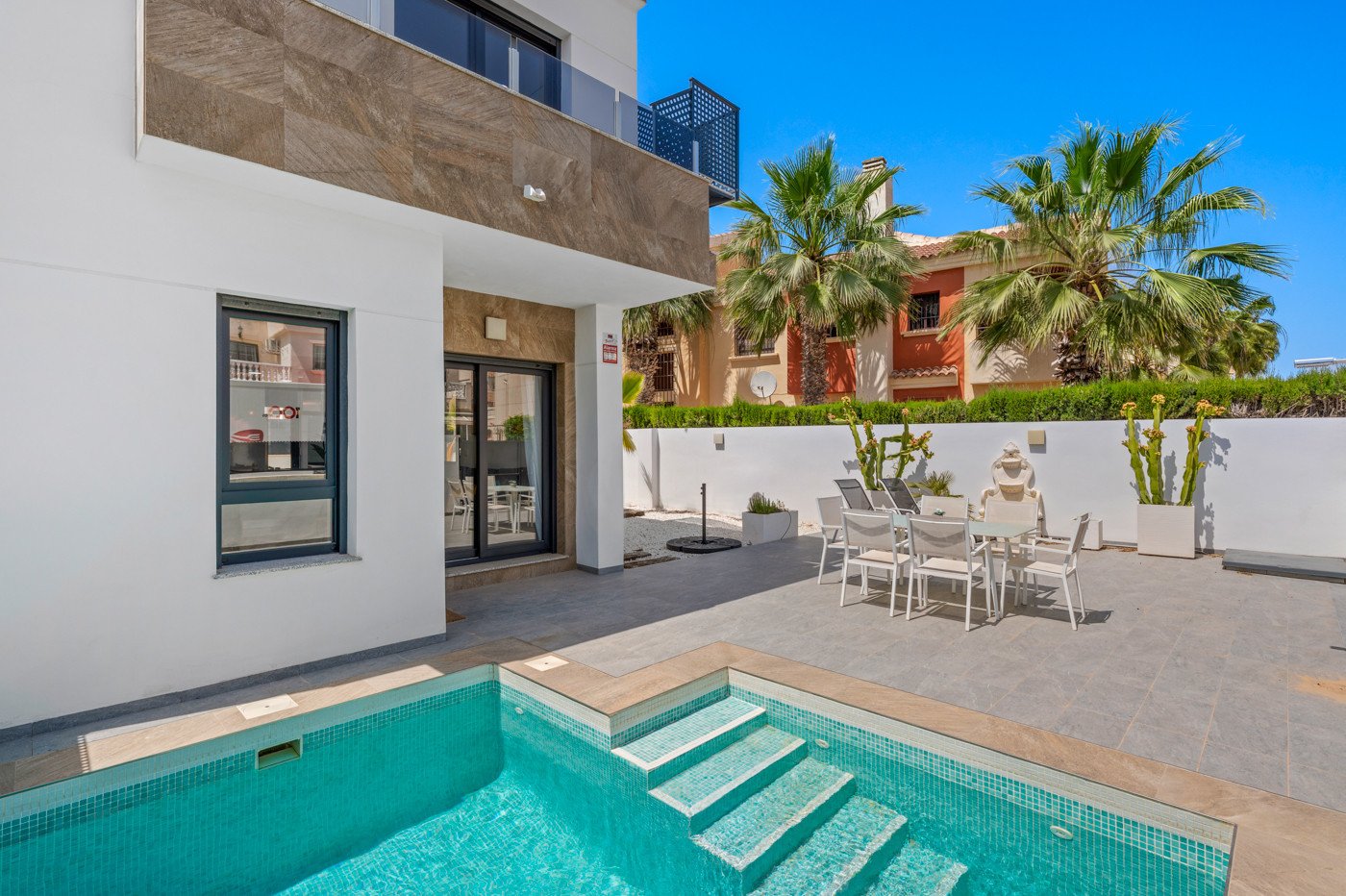 Villa à Torrevieja, Alicante, Espagne 3 chambres, 105 m2 No. 189283