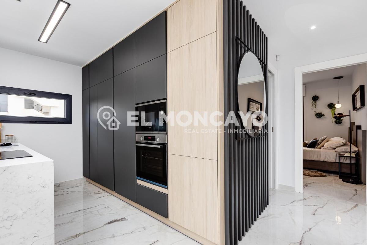 Bungalow à Ciudad Quesada, Alicante, Espagne 2 chambres, 72 m2 No. 148956