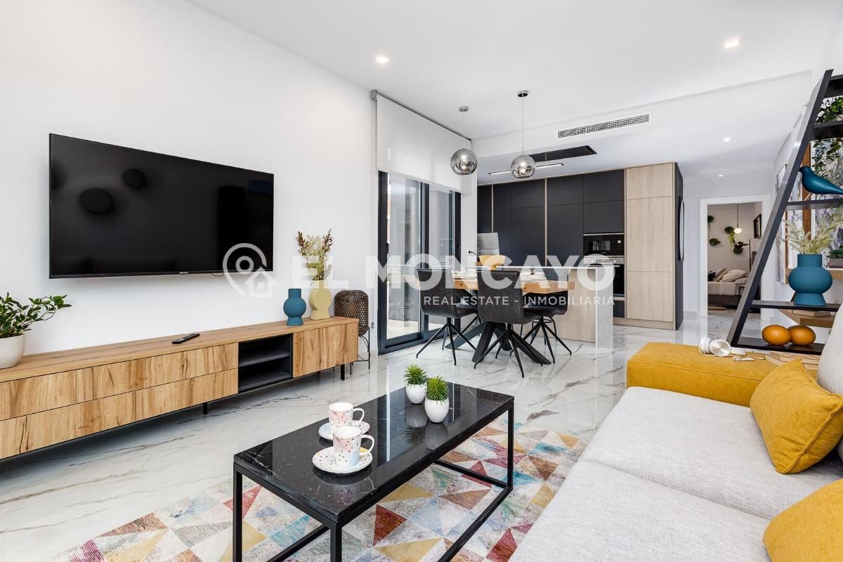 Bungalow à Ciudad Quesada, Alicante, Espagne 2 chambres, 72 m2 No. 148956