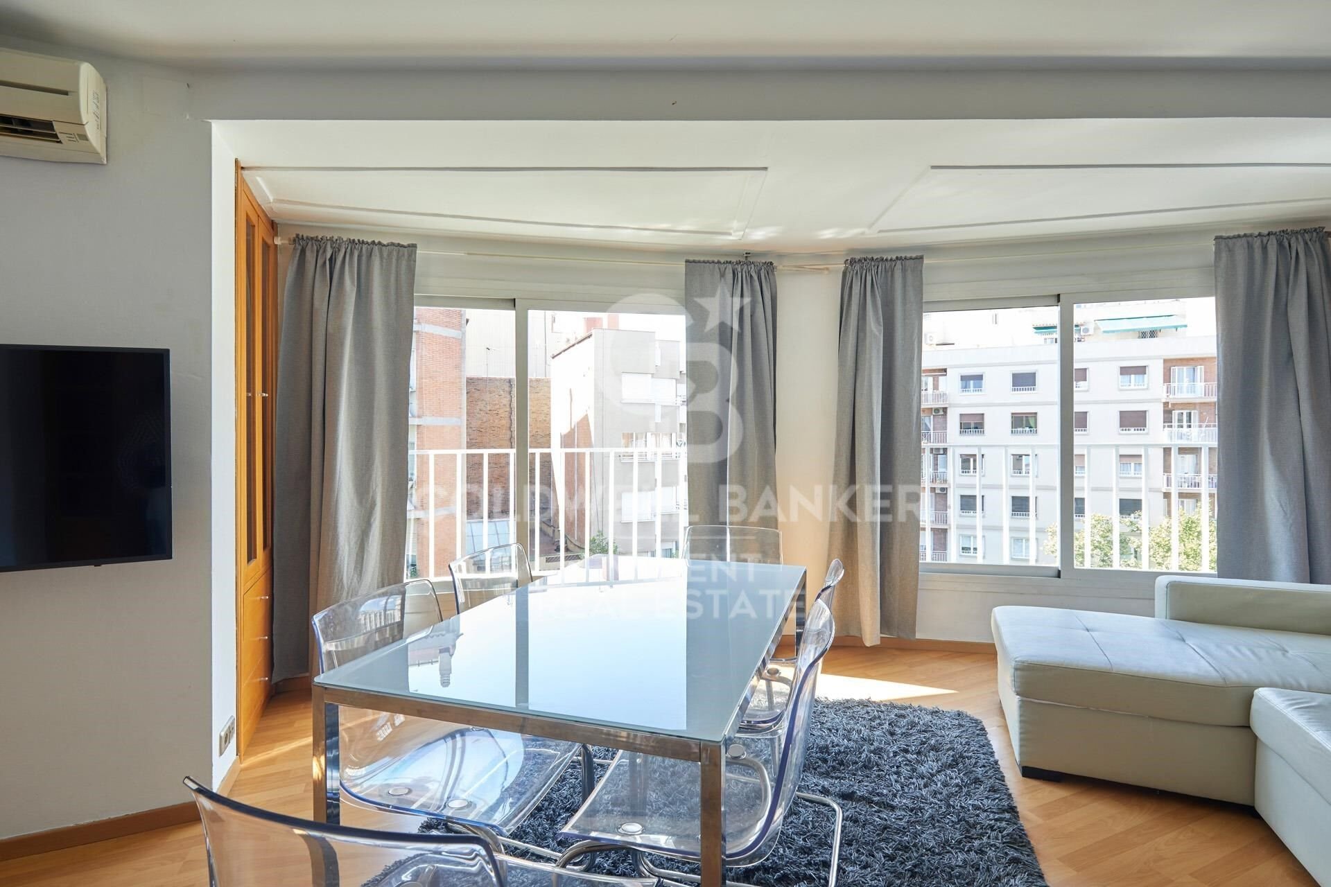 Dzīvoklis Barcelona, Spānijā 2 istabas, 86 m2 Nr. 157650