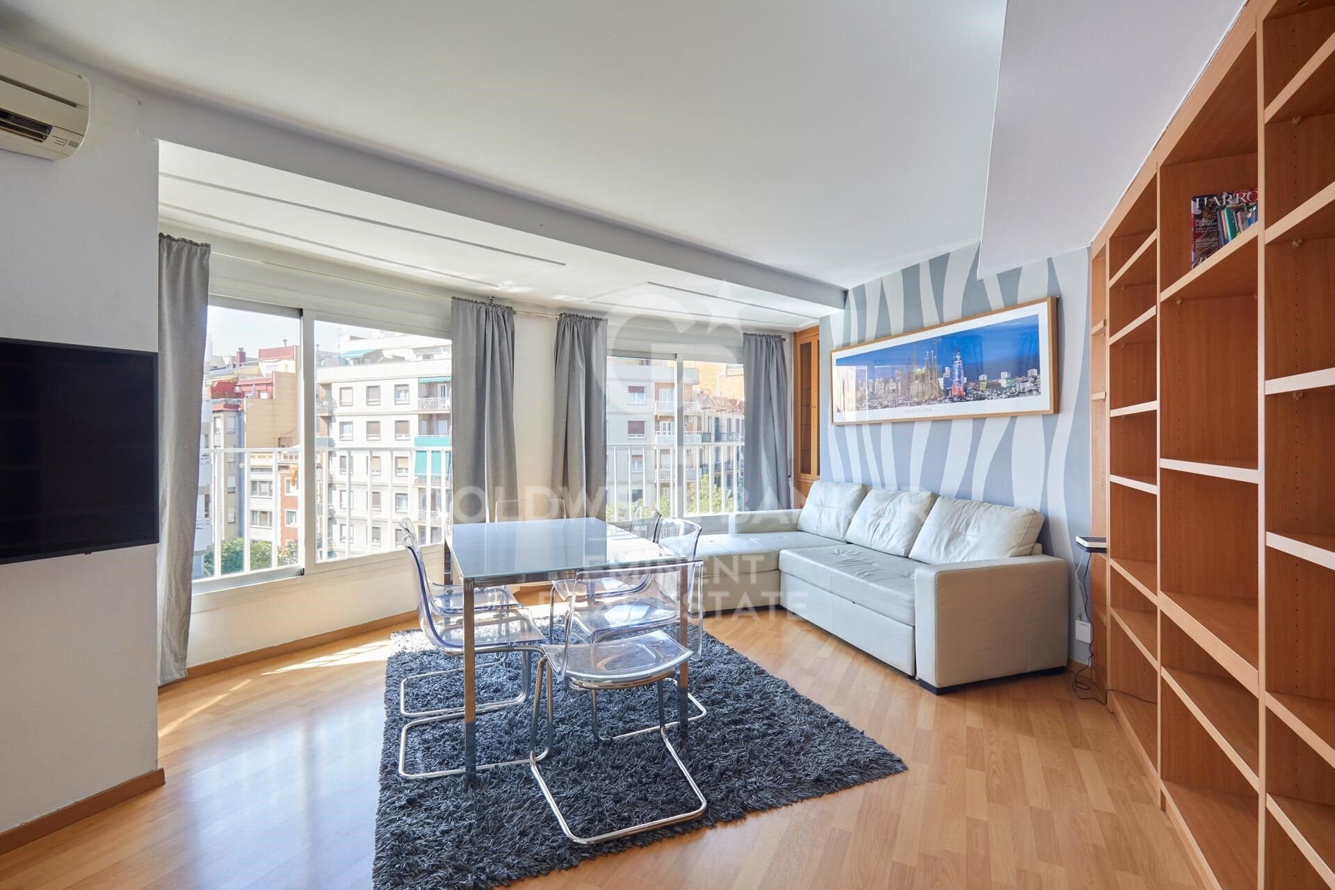 Dzīvoklis Barcelona, Spānijā 2 istabas, 86 m2 Nr. 157650
