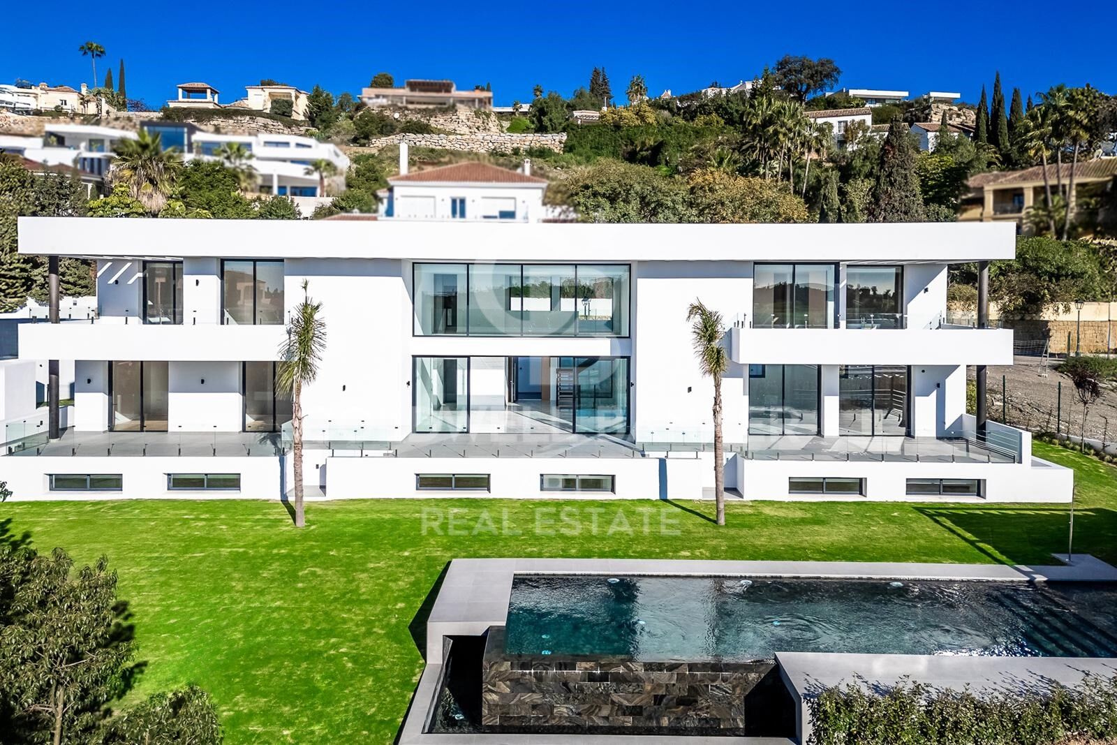 Villa Benahavis, Malaga, Spānijā 6 istabas, 1038 m2 Nr. 157651