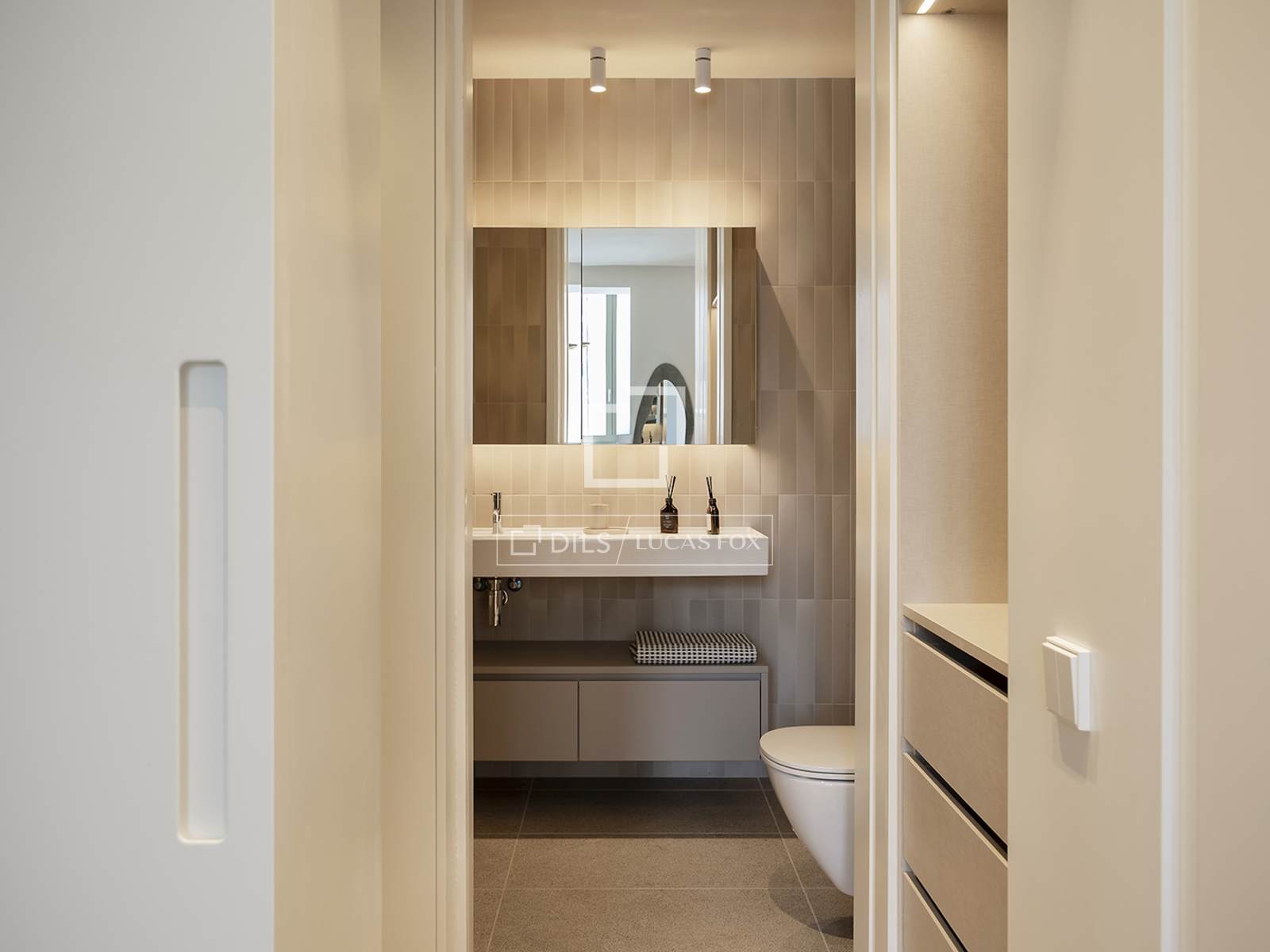 Huoneisto Barcelona, Espanja 2 makuuhuonetta, 96 m2 No. 150913