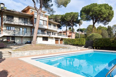 Huvila Sant Cugat Del Valles, Barcelona, Espanja 8 makuuhuonetta, 570 m2 No. 150910