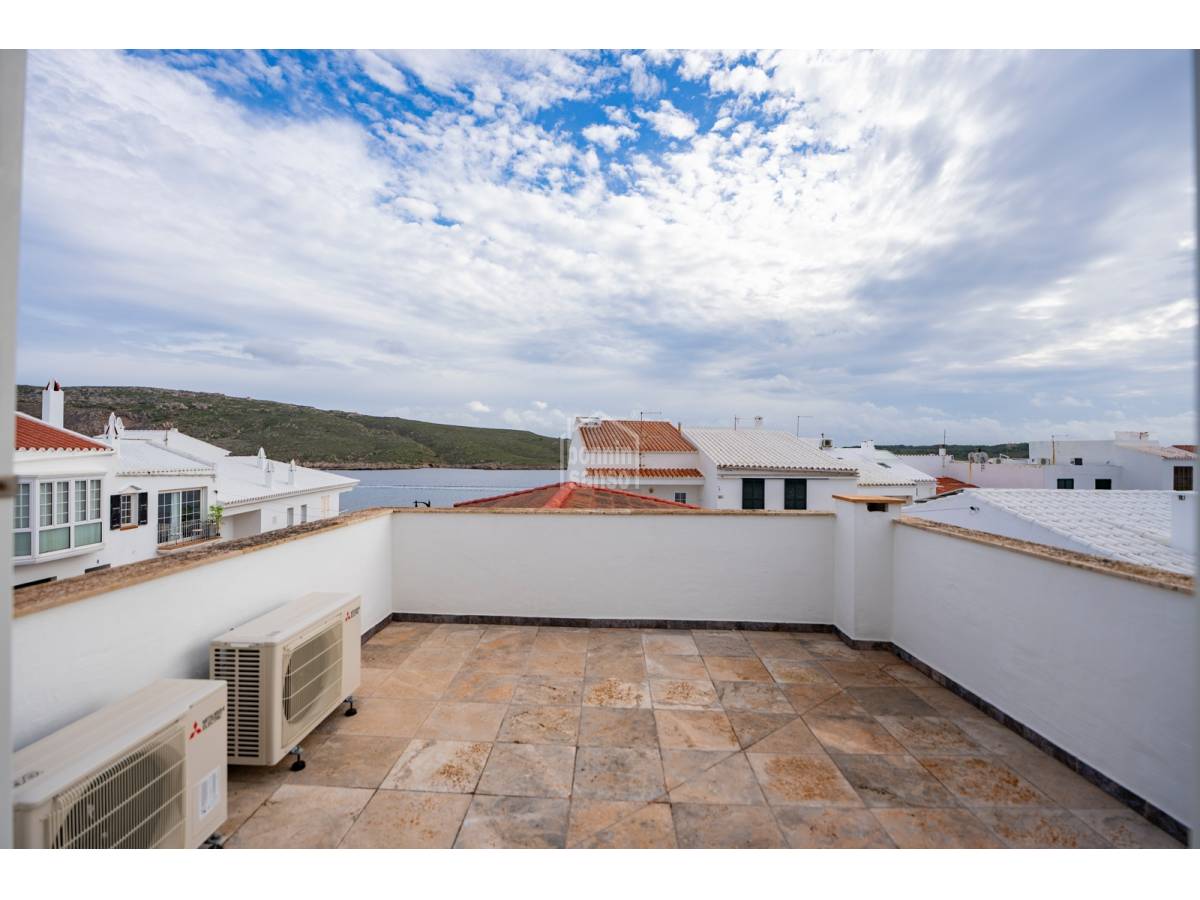 Kaupunkipientalo Es Mercadal, Menorca, Espanja 4 makuuhuonetta, 263 m2 No. 138697