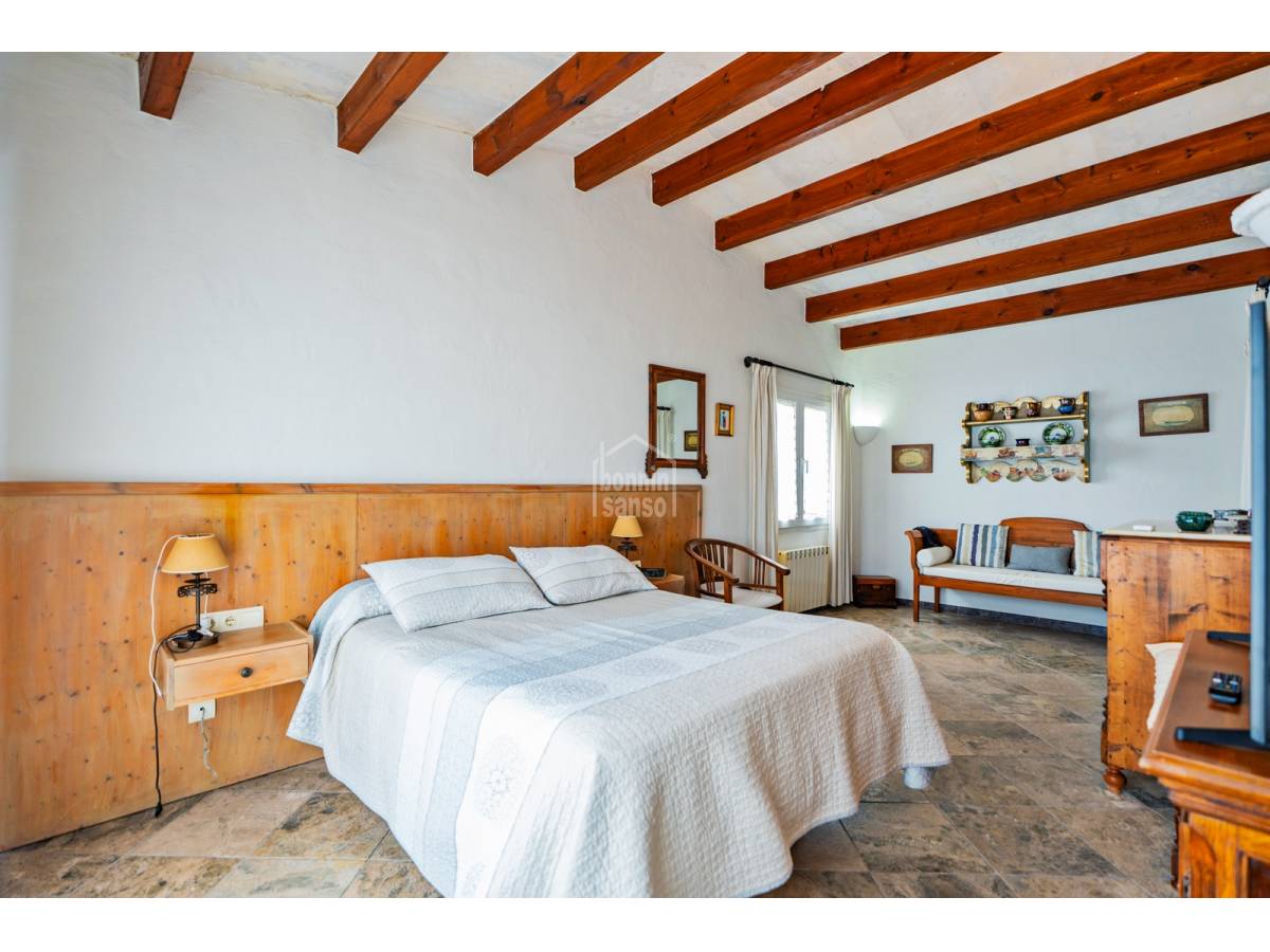 Kaupunkipientalo Es Mercadal, Menorca, Espanja 4 makuuhuonetta, 263 m2 No. 138697