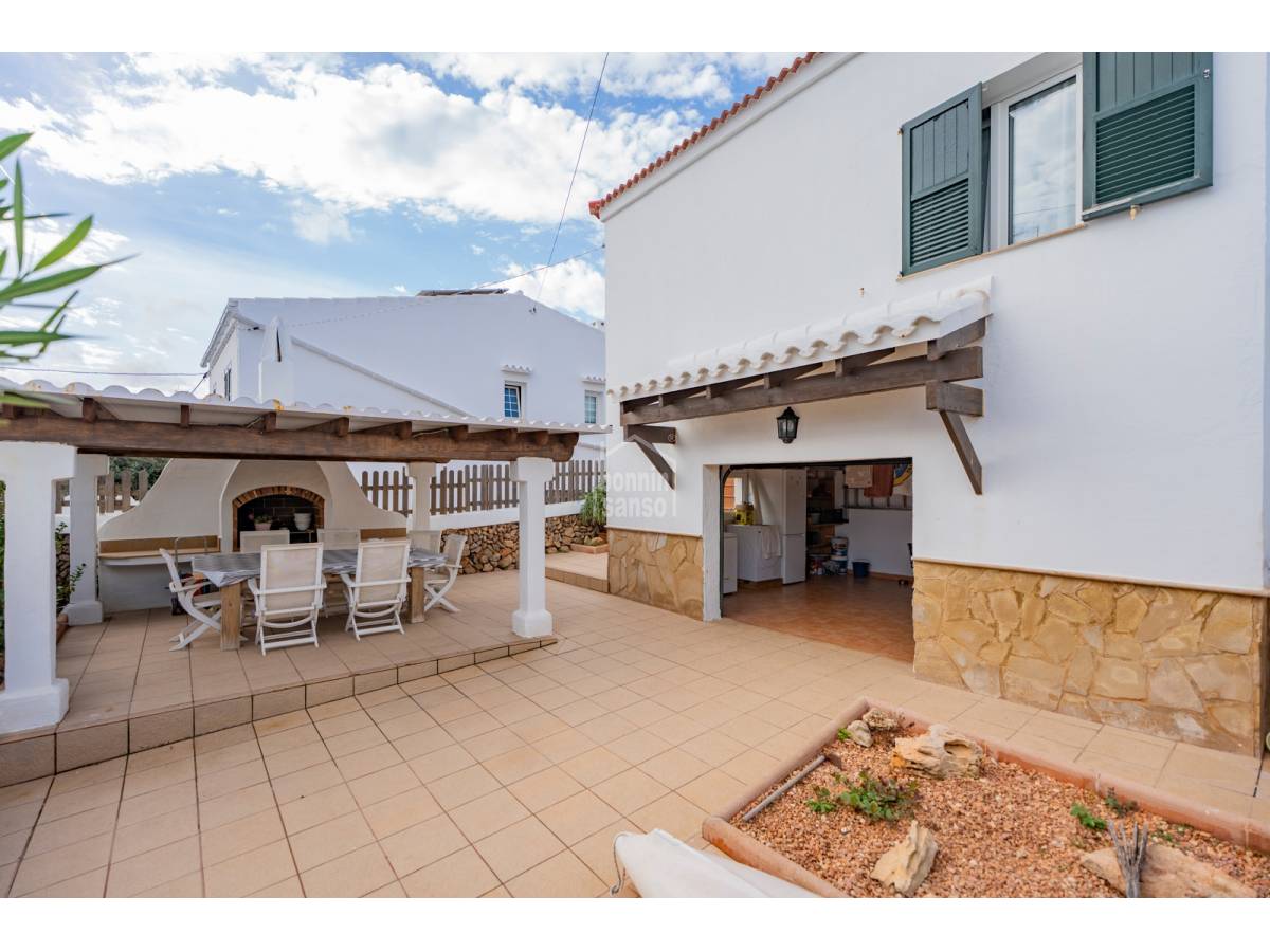 Kaupunkipientalo Es Mercadal, Menorca, Espanja 4 makuuhuonetta, 263 m2 No. 138697