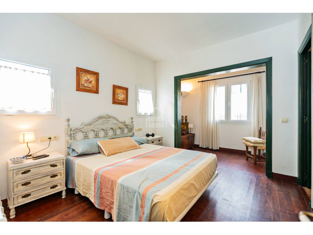 Kaupunkipientalo Es Mercadal, Menorca, Espanja 4 makuuhuonetta, 263 m2 No. 138697