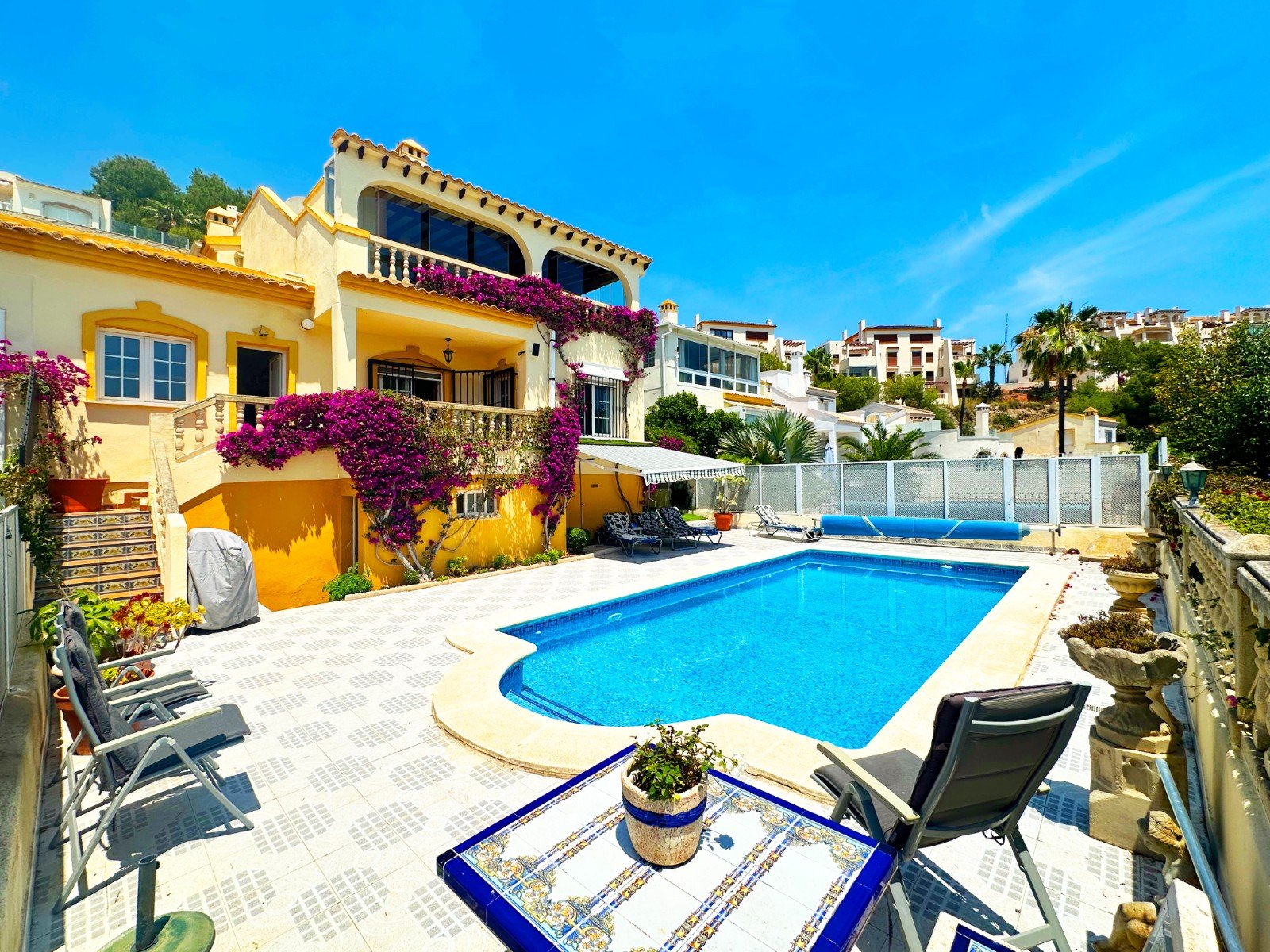Villa à Alicante, Espagne 3 chambres, 131 m2 No. 189736