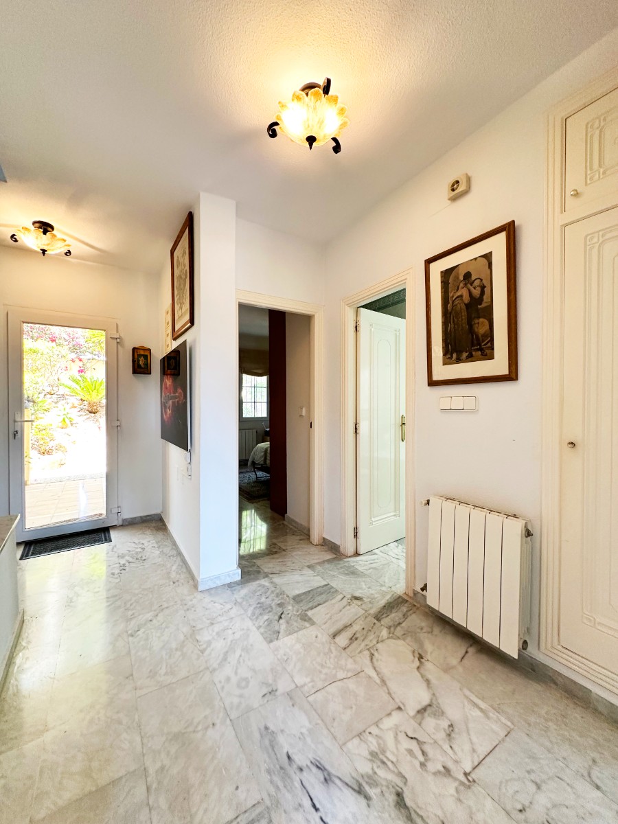 Villa à Alicante, Espagne 3 chambres, 131 m2 No. 189736