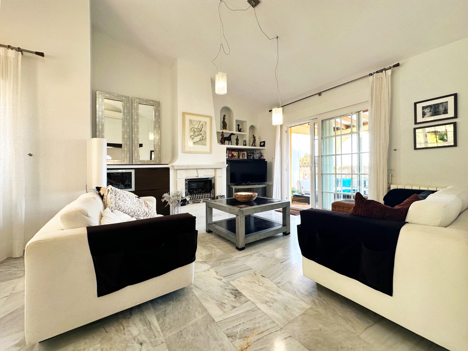 Villa à Alicante, Espagne 3 chambres, 131 m2 No. 189736