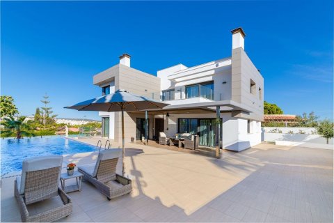 Villa in Los Balcones, Alicante, Spanien 3 Schlafzimmer, 1199 m2 Nr. 189732