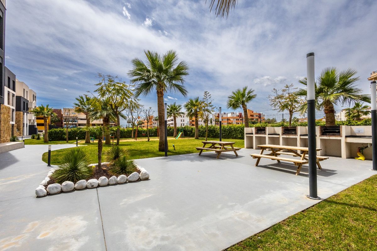 Lägenhet i Playa Flamenca II, Alicante, Spanien 2 sovrum, 171 kvm. Nr. 189731