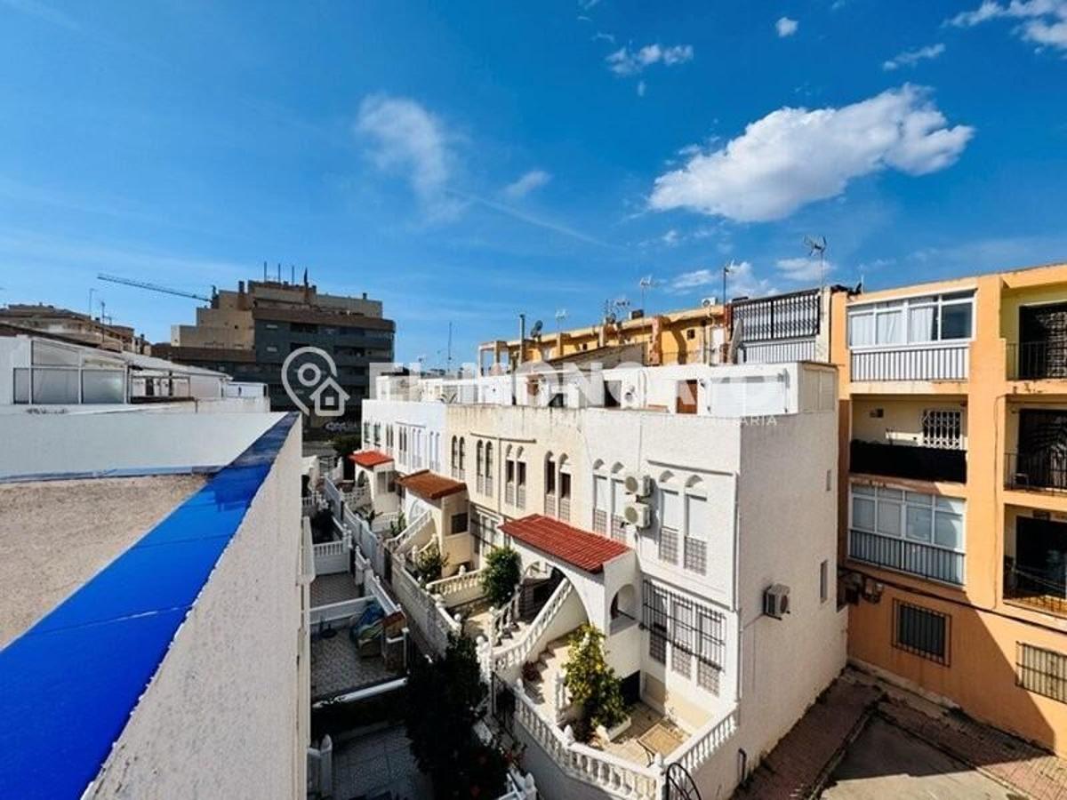 Сasa en Torrevieja, Alicante, España 3 dormitorios, 94 m2 No. 183760