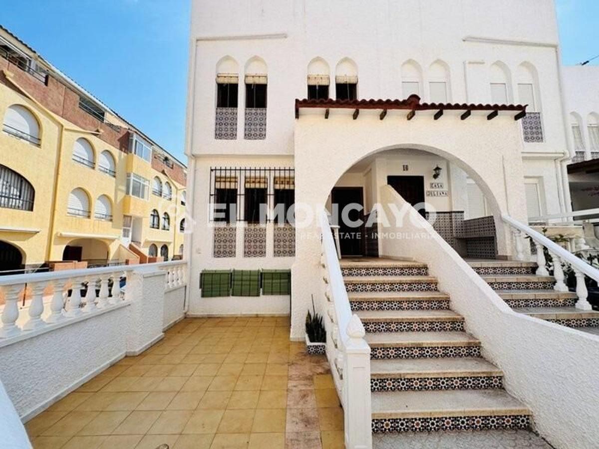 Сasa en Torrevieja, Alicante, España 3 dormitorios, 94 m2 No. 183760