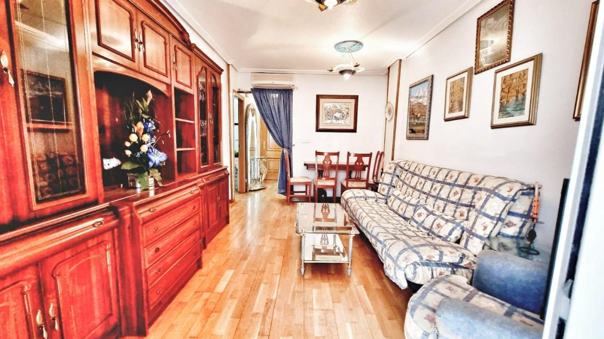 Apartment à Torrevieja, Alicante, Espagne 1 chambre, 51 m2 No. 183756
