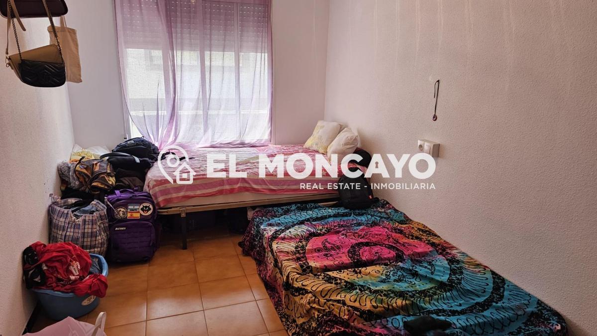 Apartment à Guardamar del Segura, Alicante, Espagne 4 chambres, 120 m2 No. 183759