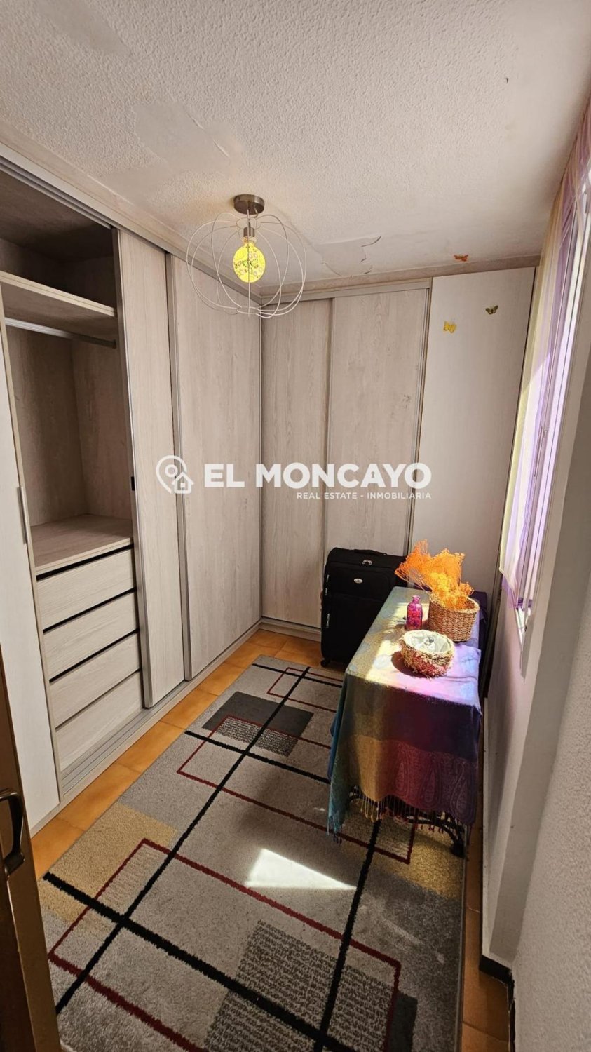 Apartment à Guardamar del Segura, Alicante, Espagne 4 chambres, 120 m2 No. 183759