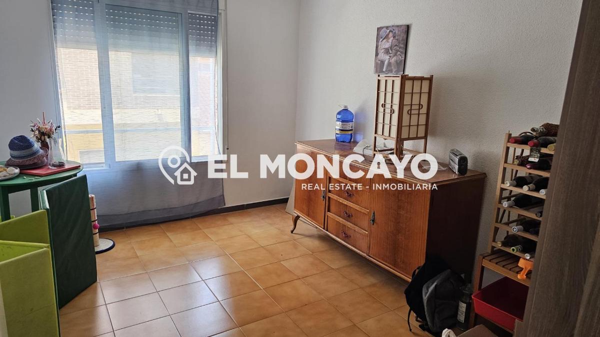 Apartment à Guardamar del Segura, Alicante, Espagne 4 chambres, 120 m2 No. 183759