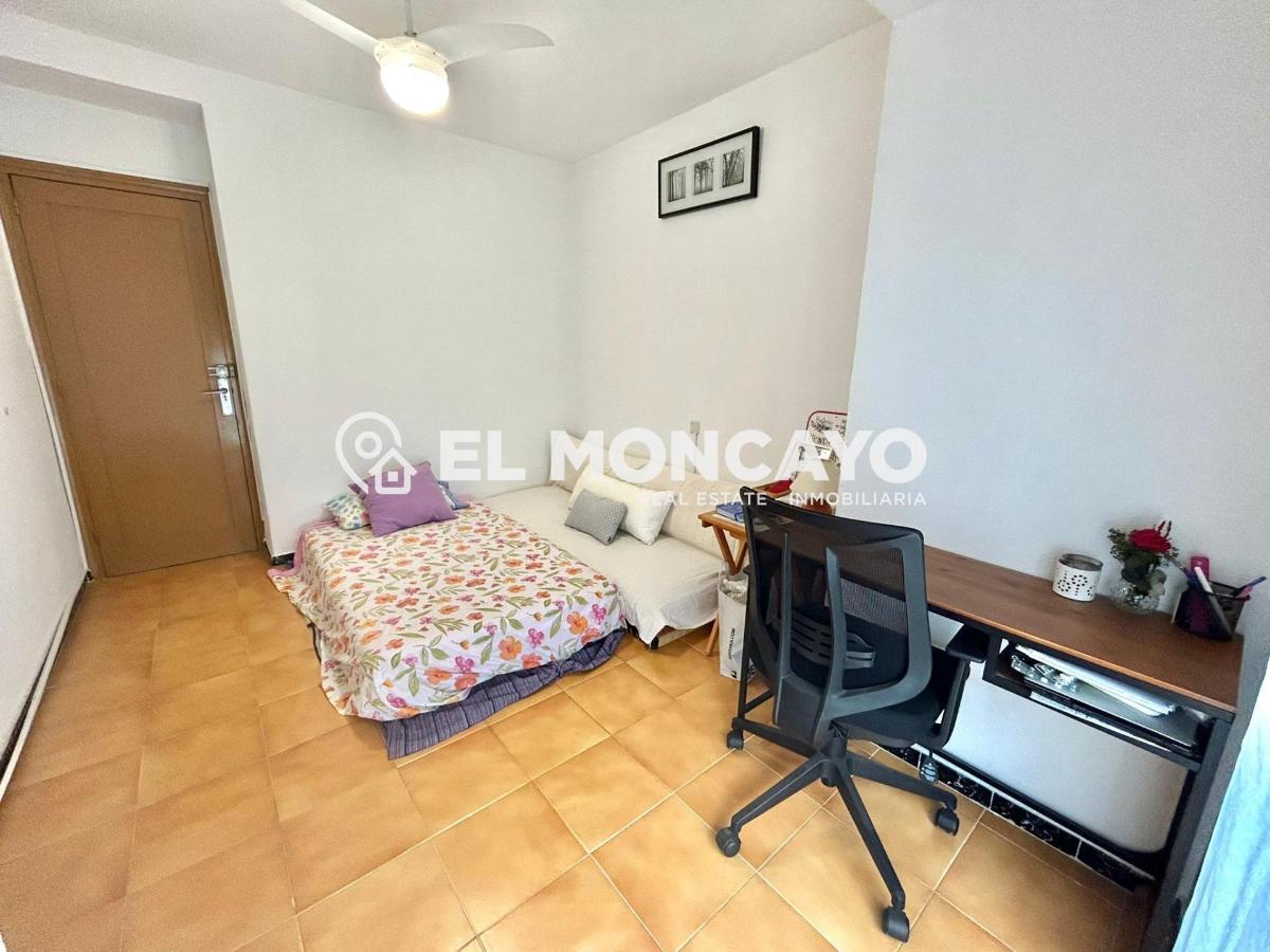 Apartment à Guardamar del Segura, Alicante, Espagne 4 chambres, 120 m2 No. 183759