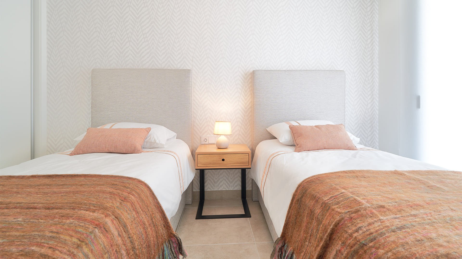 Bungalow w Estepona, Malaga, Hiszpania 3 sypialnie, 150 mkw. nr 135430