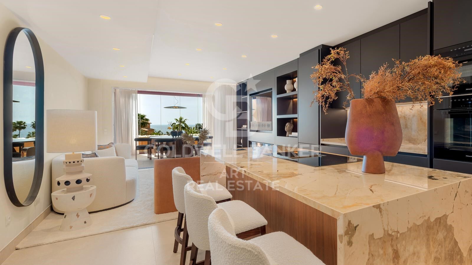Apartamento en Estepona, Málaga, España 3 dormitorios, 134 m2 No. 157812