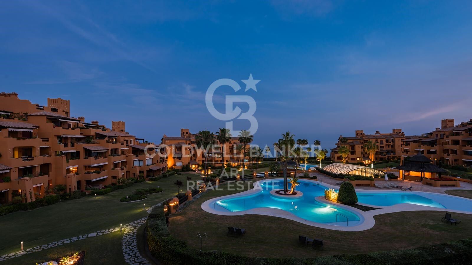 Apartamento en Estepona, Málaga, España 3 dormitorios, 134 m2 No. 157812