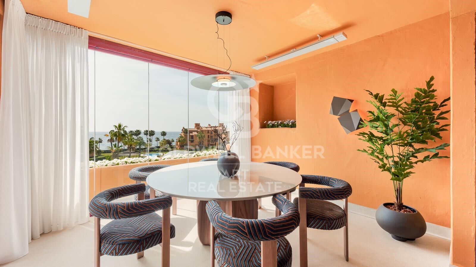 Apartamento en Estepona, Málaga, España 3 dormitorios, 134 m2 No. 157812
